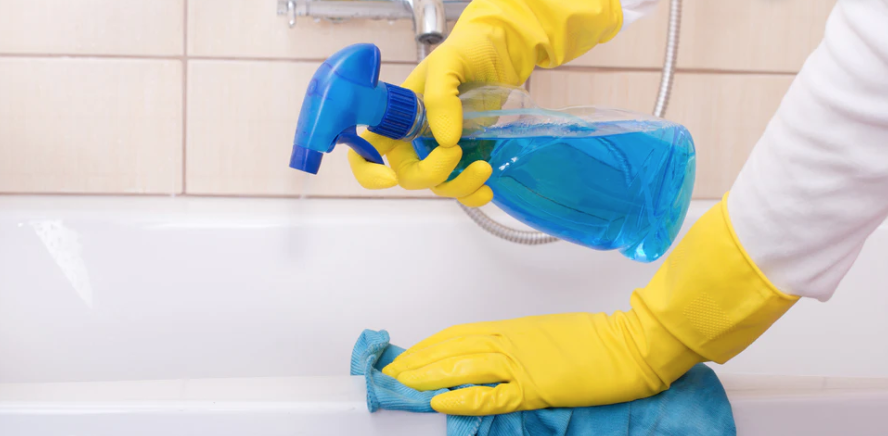 Read more about the article Choosing An All Purpose Cleaner: 5 Things You Need To Know